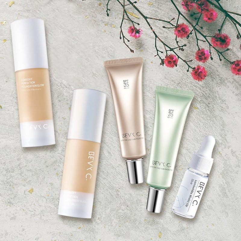 Professional isolation protective makeup group | Yan Yan / whitening liquid foundation + sunscreen isolation milk + makeup before the moisturizing cream 8mL - Nail Care - Other Materials 
