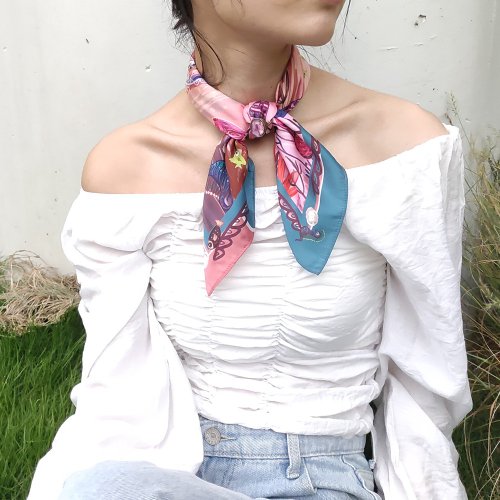 StephyDesignHK 【精美禮盒】客製化禮物精靈水母靈動手繪絲巾連絲巾扣高貴