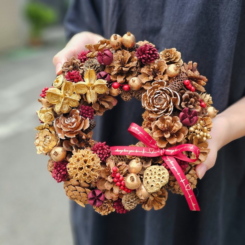 松果甜甜圈20公分 現貨 快速出貨 - 擺飾/家飾品 - 植物．花 紅色