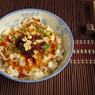 [Mom Noodles] Popular Sichuan Spicy Noodles 4 sachets