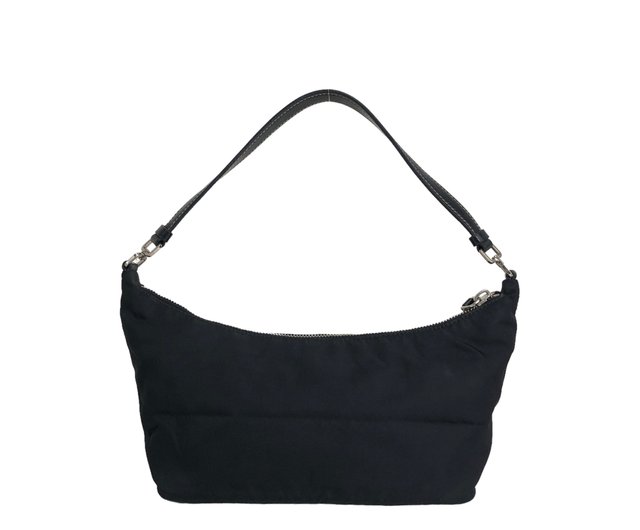 日本直送 名牌中古包 】PRADA プラダ トライアングルロゴ ナイロン