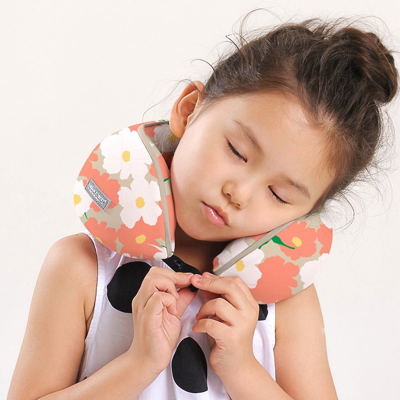 Hanamaki | Rollable Children's Neck Pillow/Nap Pillow (Print Color System) - หมอน - ผ้าฝ้าย/ผ้าลินิน 