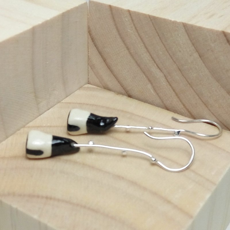 Elf cabin earrings - Earrings & Clip-ons - Pottery Transparent