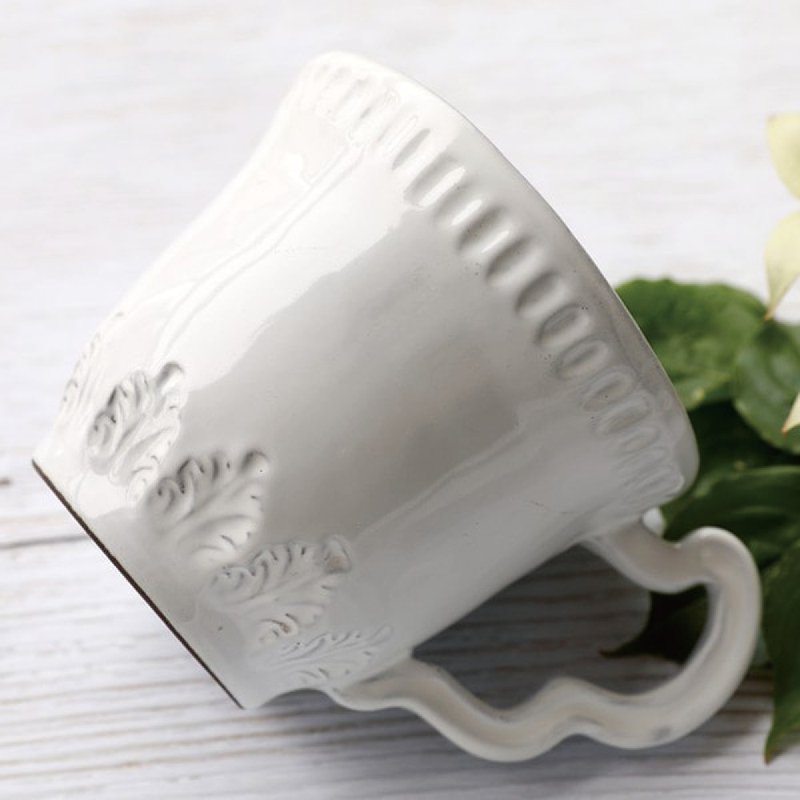 Italian VBC casa white leaf shell series 250ml mug (8.4 oz/7.7cm) - Mugs - Pottery White