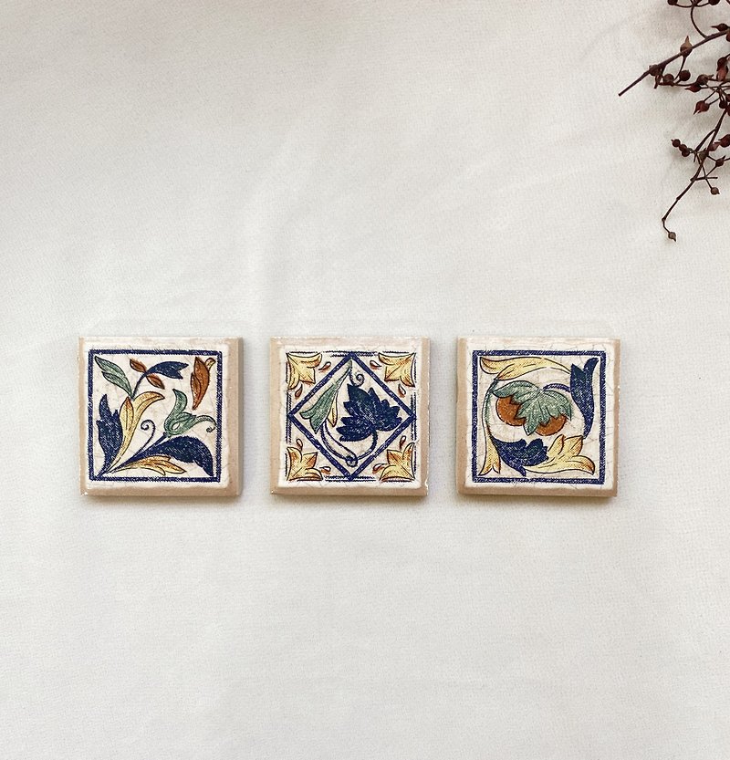 [Good Day Fetish] Germany brings back vintage classical hand-painted flower and plant wall tile set for Christmas gifts - Items for Display - Porcelain Multicolor