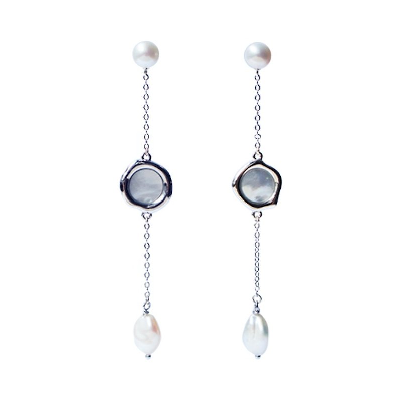 Lake Mirror series pearl earrings - ต่างหู - ไข่มุก สีเงิน
