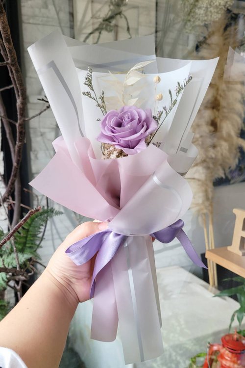 Amazon.com: JOONOR Crochet Flowers Bouquet,Eternal 6 Rose