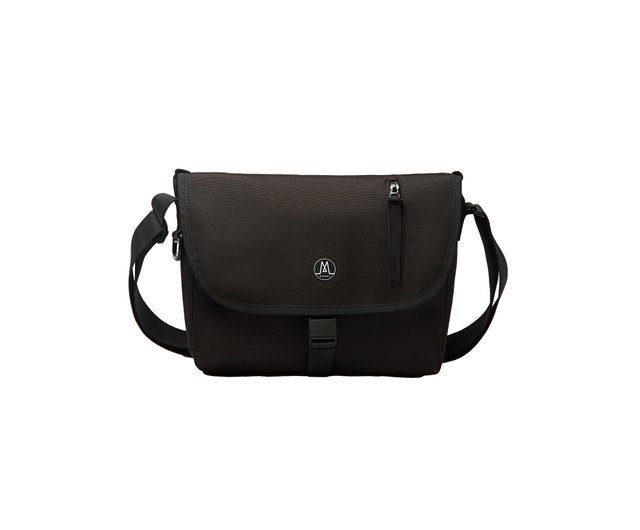 MORAL | Northside - Messenger Bag / Medium / Onyx ブラック