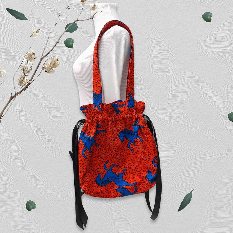 African print drawstring bag, shoulder bag, Ribbon drawstring bag African print - 水桶袋/索繩袋 - 棉．麻 紅色