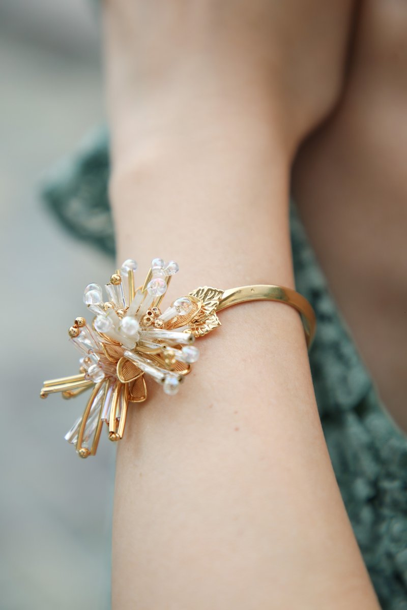 FEBBI 10th Anniversary Limited Product Flower Series - Platinum Fireworks Bracelet Earrings Clip-On - สร้อยข้อมือ - ทองแดงทองเหลือง 