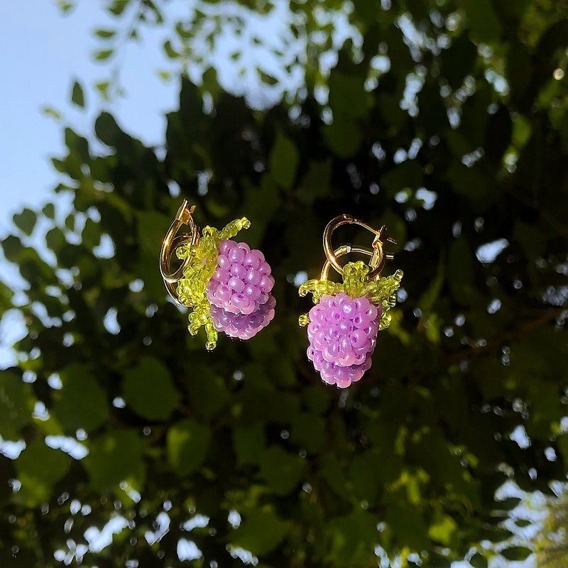 Garden Berry Earring - 耳環/耳夾 - 玻璃 紫色