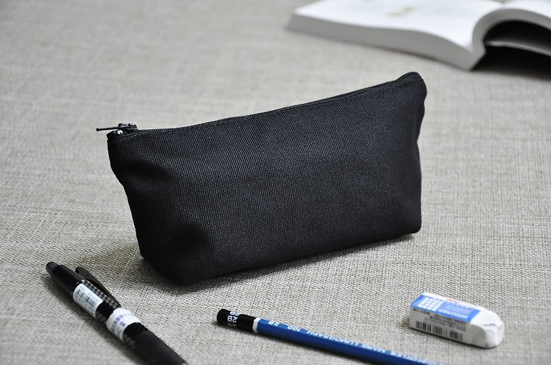 ENDURE /Black canvas pencil case - กล่องดินสอ/ถุงดินสอ - ผ้าฝ้าย/ผ้าลินิน สีดำ
