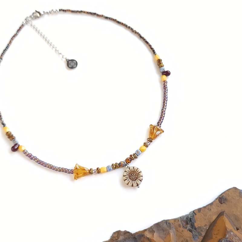 Czech glass beads necklace ・Warm Autumn Sunshine ・ - สร้อยคอ - แก้ว 