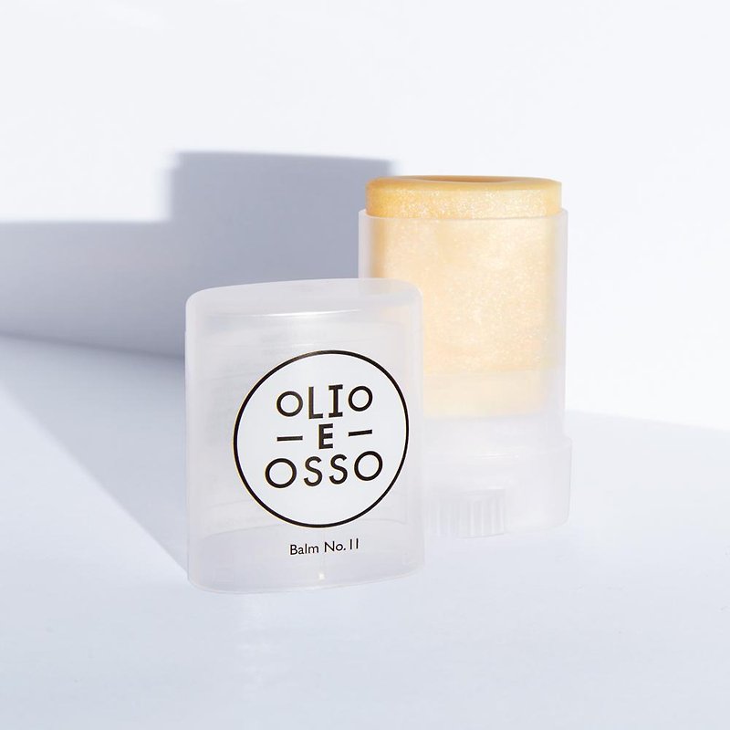 OLIO E OSSO Natural Satin Moisturizing Stick No.11 - ลิปสติก/บลัชออน - ขี้ผึ้ง สีใส