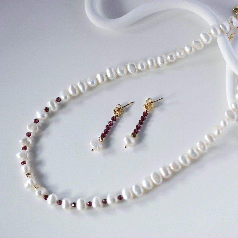 Natural gem garnet elegant pearl necklace earring - Earrings & Clip-ons - Crystal Red