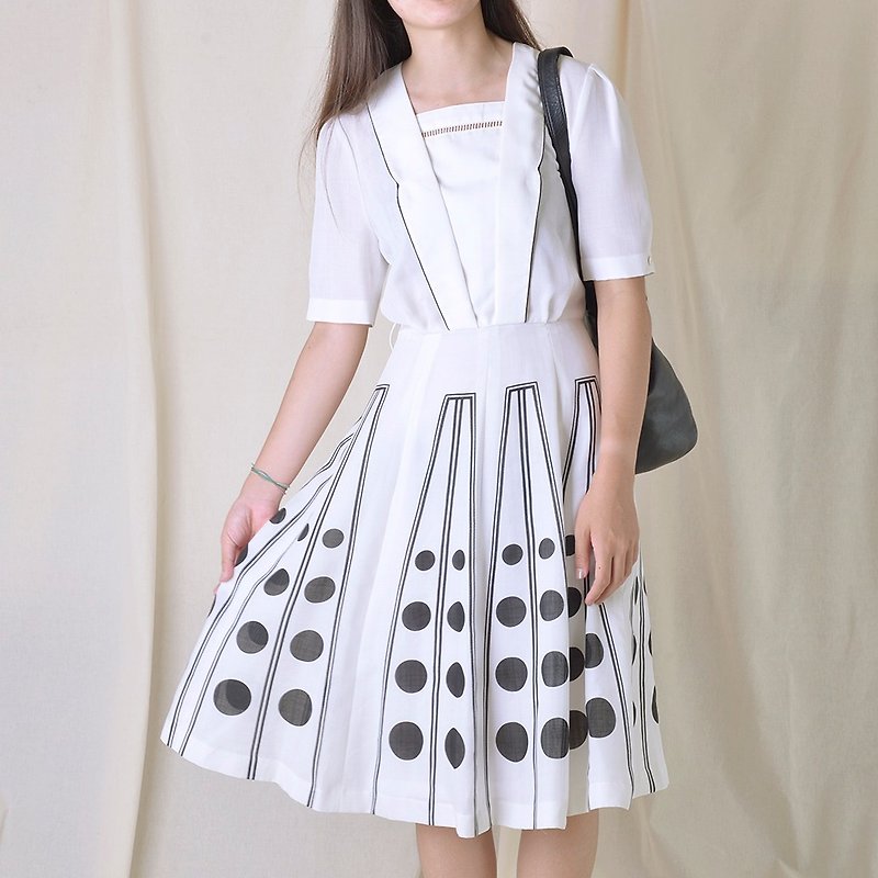Vintage 日本古著洋裝 - 連身裙 - 聚酯纖維 白色