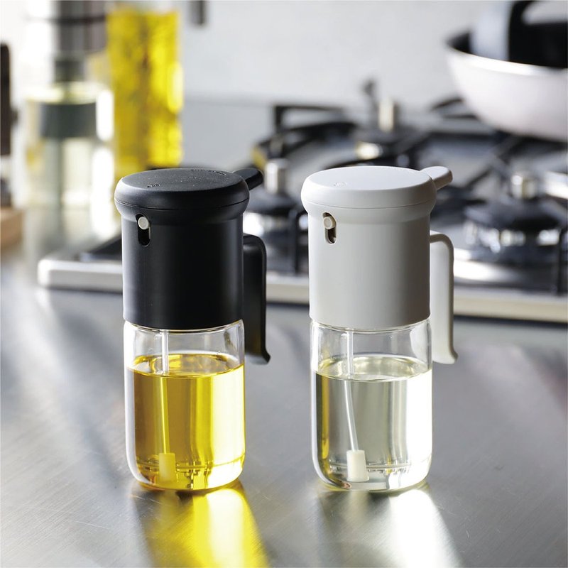 CB Japan atomico系列 耐熱玻璃噴油罐(兩色可選) - 調味罐/醬料罐 - 玻璃 