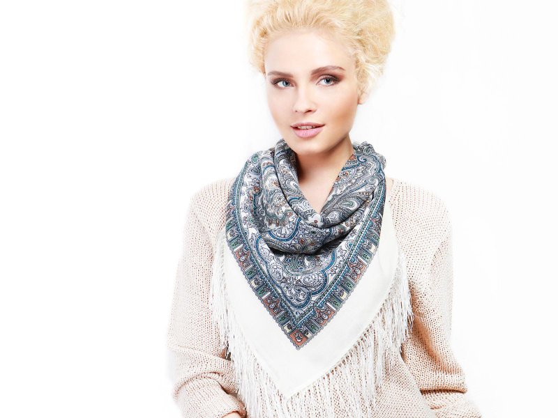 Authentic Pavlovo Posad Russian Shawl Scarf Soft 100% Wool 89x89 cm 529-5 - 絲巾 - 羊毛 白色