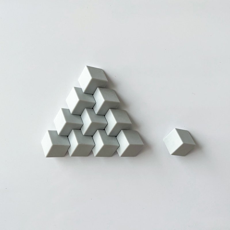 Combination cubic magnet ceramic resin white and gray two types - แม็กเน็ต - วัสดุอื่นๆ สีเทา