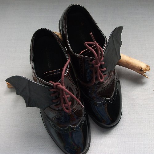 BROSHKI-KROSHKI Bat wings made of genuine leather for decorating boots, roller skates