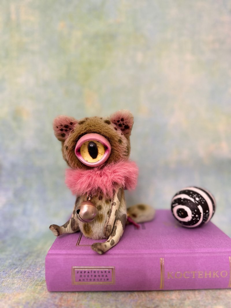 Spotted mentol kitten_MADE TO ORDER in October! - Stuffed Dolls & Figurines - Other Materials Multicolor