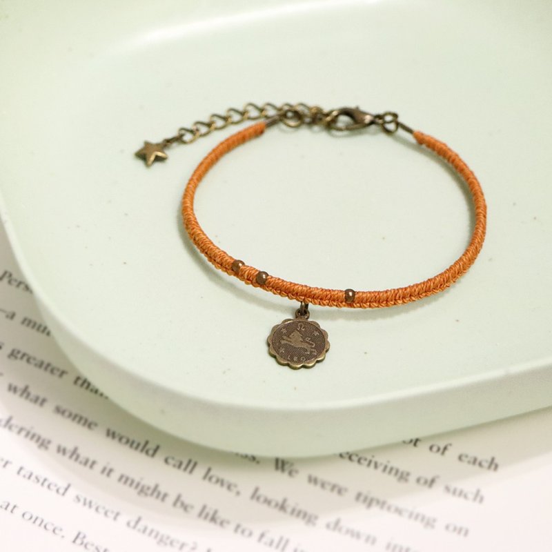 [Limited] Fire Elephant‧Leo丨Customized Gift Wax Thread Braided Lucky Color Bracelet- Brown - Bracelets - Wax Yellow