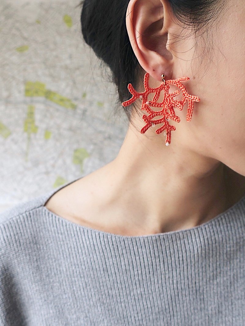 Endorphin [+] woven gorgonian Bronze shell beads earrings - ต่างหู - ผ้าฝ้าย/ผ้าลินิน สีส้ม