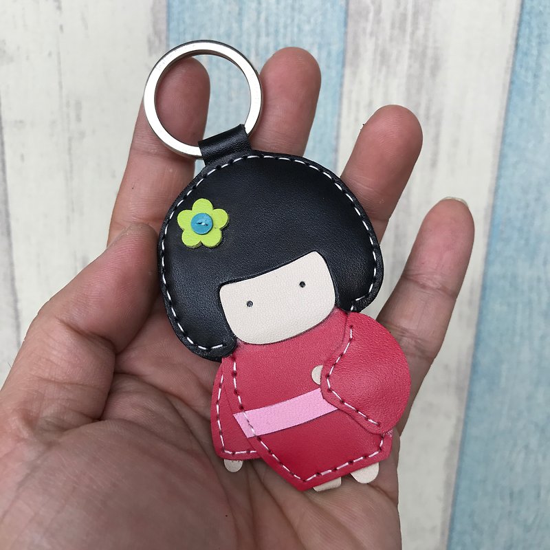 Healing small red cute Japanese doll hand-sewn leather key ring small size - Keychains - Genuine Leather Red
