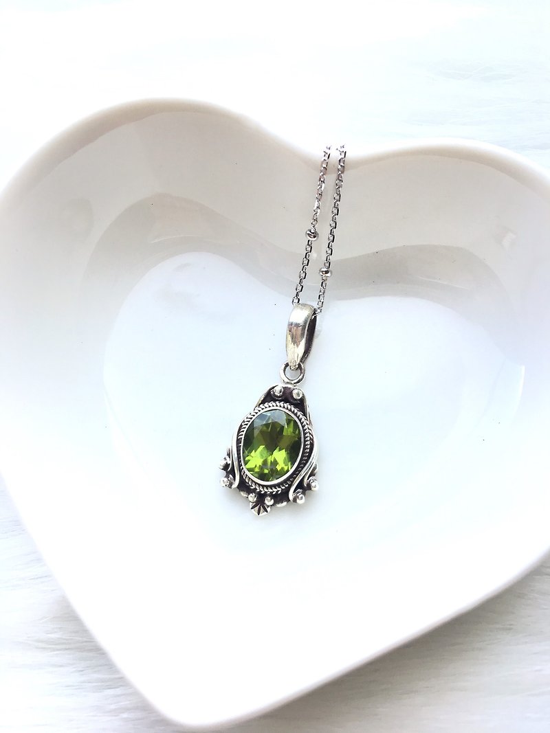 Peridot 925 Sterling Silver Magic Mirror Necklace - Necklaces - Gemstone Silver