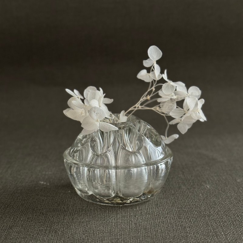 40592-Cute and charming French antique glass small flower frog 9 holes - เซรามิก - แก้ว 