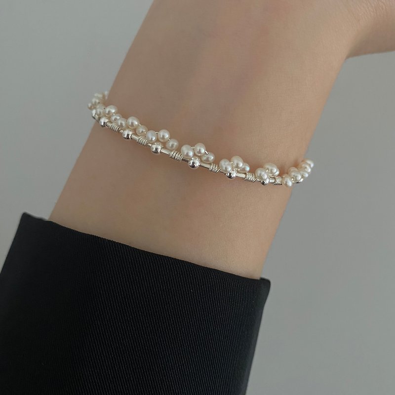蕾絲花邊珍珠純銀手鐲 甜美氣質925純銀天然淡水珍珠 - 手鍊/手鐲 - 純銀 