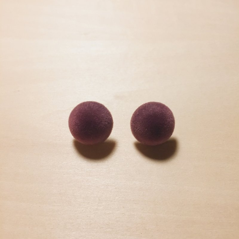 Vintage deep purple flannel ball earrings - Earrings & Clip-ons - Other Materials Purple