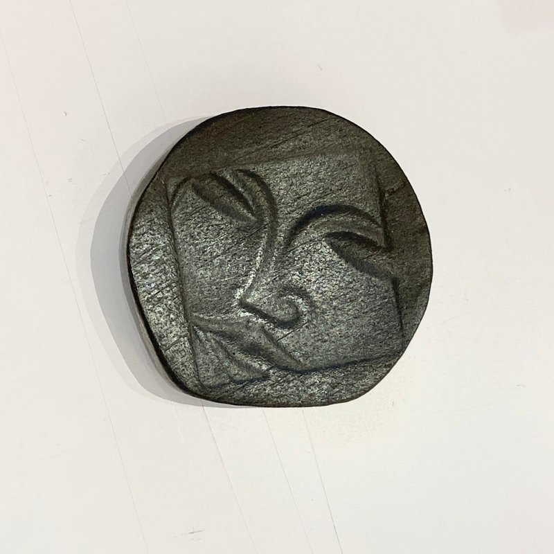 藝術家張燕鳳雕塑作品 - 苗栗南庄燕子陶 - 人臉陶板 - 擺飾/家飾品 - 陶 咖啡色
