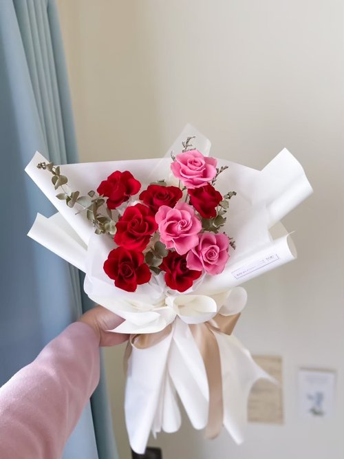 漫漫花田 紅粉永生花束 情人節 送禮 生日禮 告白 求婚 韓式花束