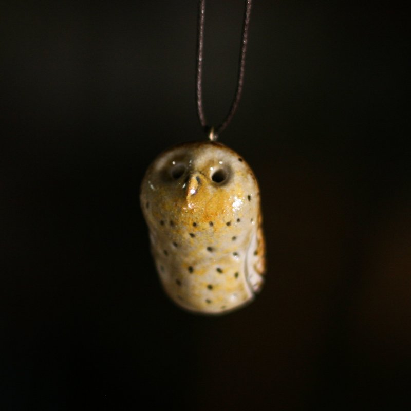 Wood-fired pottery essential oil necklace little tail owl - สร้อยคอ - ดินเผา สีกากี