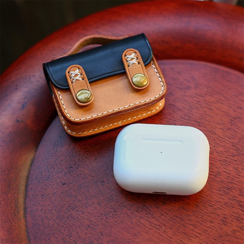 Airpods Pro genuine leather earphone protective case Apple Bluetooth earphone case Mini Cambridge bag hanging neck hanging - ที่เก็บหูฟัง - หนังแท้ สีดำ