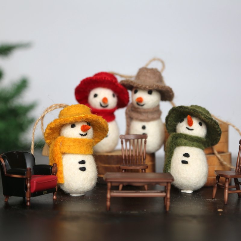 【Christmas Gift Box】Christmas Ornament - Wool Felt Little Snowman - Charms - Wool Multicolor