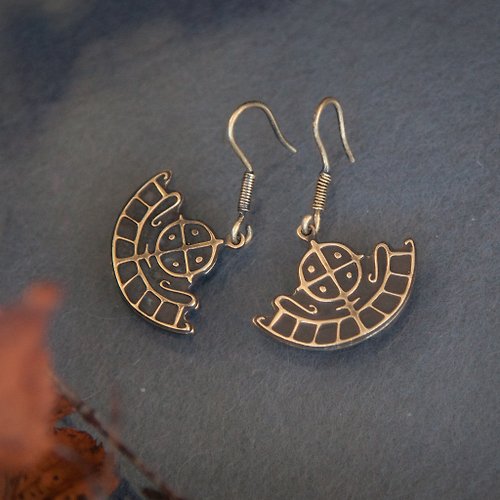 NorthernPath Sun boat earrings. Scandinavian jewelry. Sun ship earrings. handmade jewelry