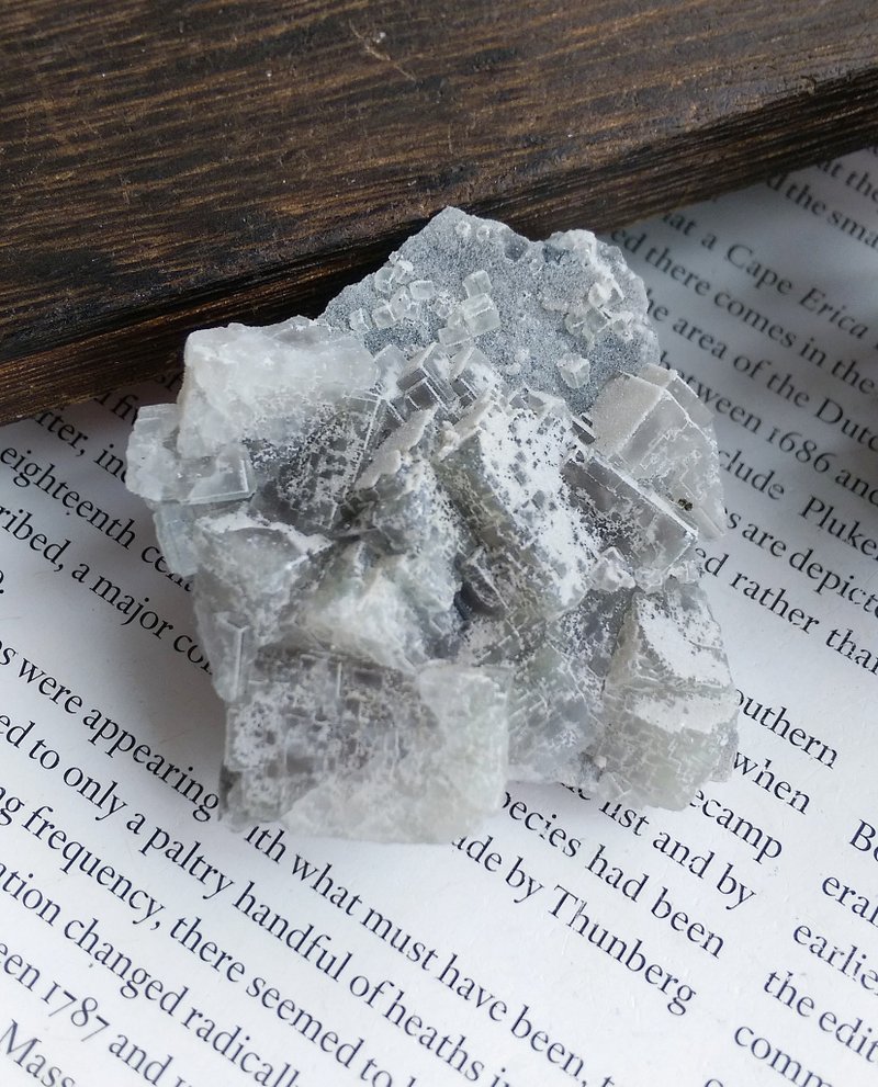 Fluorite 福建產地  素描螢石 白螢石 天然礦石 原礦 - 擺飾/家飾品 - 其他材質 