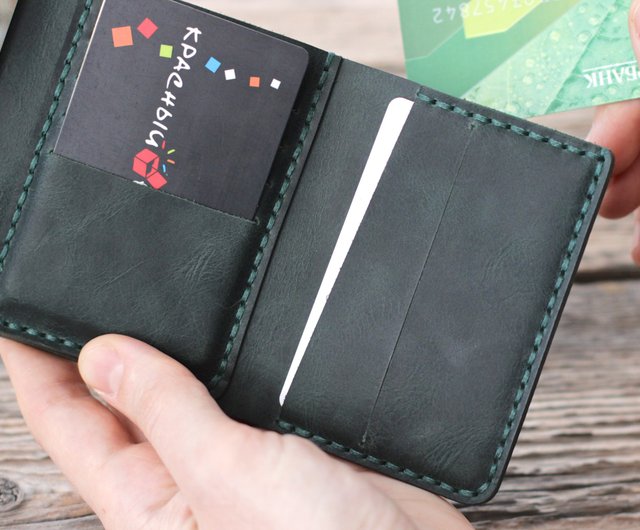 Minimalist Trifold Wallet with Coin Pocket