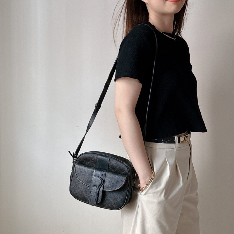 Second-hand unique Bally black presbyopic cross-body backpack travel bag - กระเป๋าแมสเซนเจอร์ - วัสดุกันนำ้ สีดำ