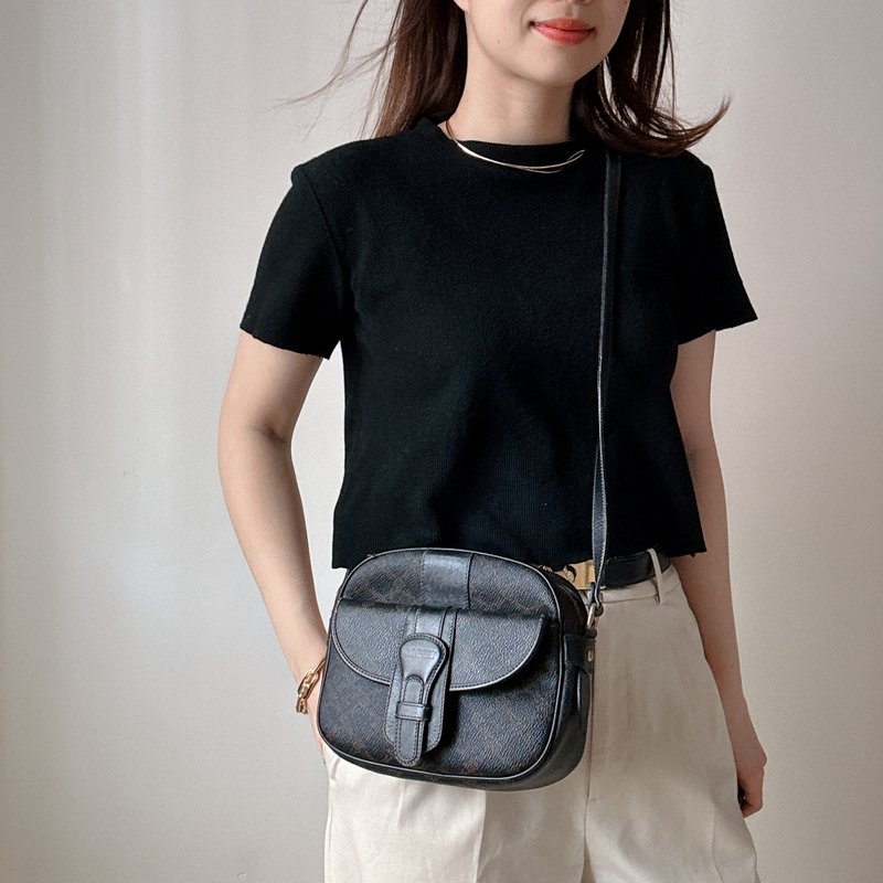 中古孤品 Bally 黑色老花斜背包 旅行包 男女適合 古著 意大利製 - 側背包/斜背包 - 防水材質 黑色