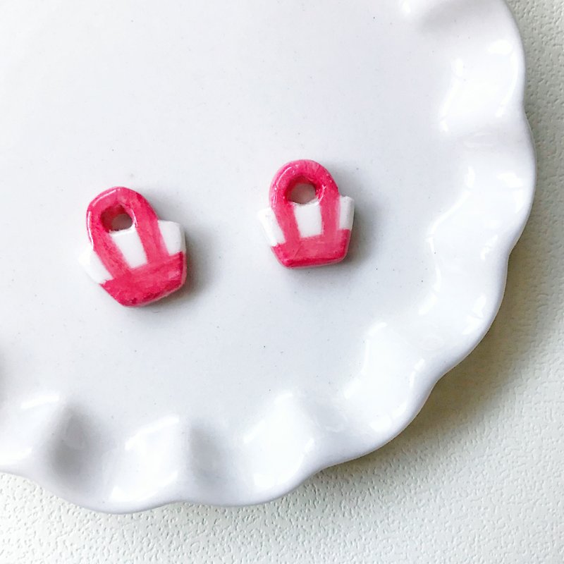 Cute little tote bag-hand-made/hand-painted earrings - ต่างหู - วัสดุอื่นๆ หลากหลายสี