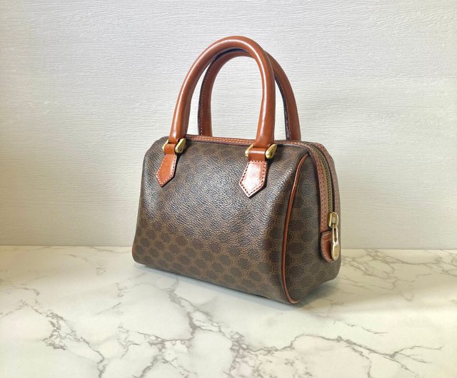 Japanese second-hand Vintage Louis Vuitton LV presbyopic bag - Shop RARE TO  GO Handbags & Totes - Pinkoi