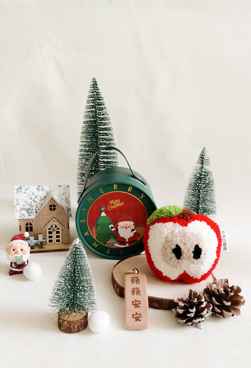 【蘋安毛毛果吊飾】可掛飾/療癒/聖誕交換禮物不撞款 - 鎖匙扣/鎖匙包 - 聚酯纖維 紅色