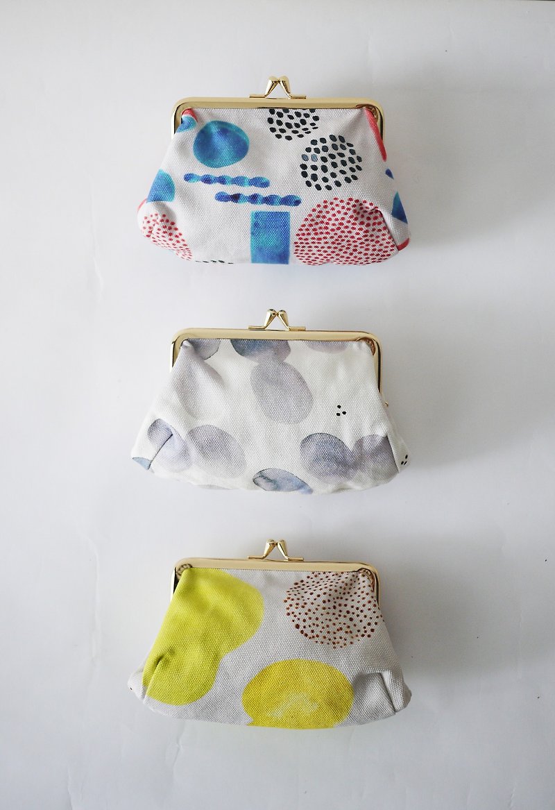 moshimoshi | Hand Gold Bag-Summer Set- One for each of the three colors - กระเป๋าเครื่องสำอาง - ผ้าฝ้าย/ผ้าลินิน 