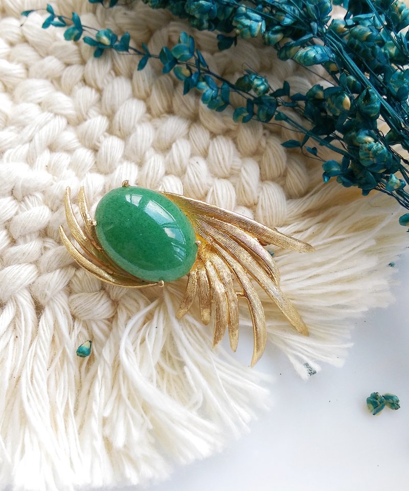 Vintage Jewelry 西洋古董飾品 流線 綠石 優美 別針 - 徽章/別針 - 其他金屬 金色