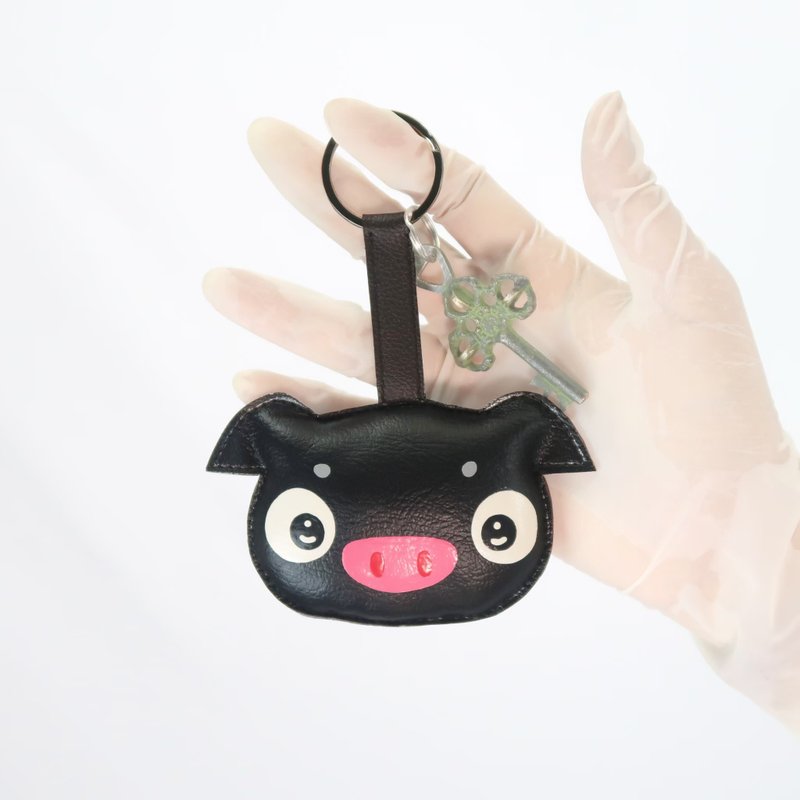 Black pig keychain, gift for animal lovers add charm to your bag. - Charms - Faux Leather Black