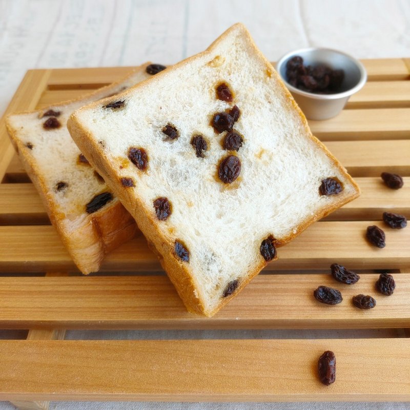 超厚切葡萄生吐司－【多汁葡萄乾 酸甜不膩】 - 麵包/吐司 - 新鮮食材 