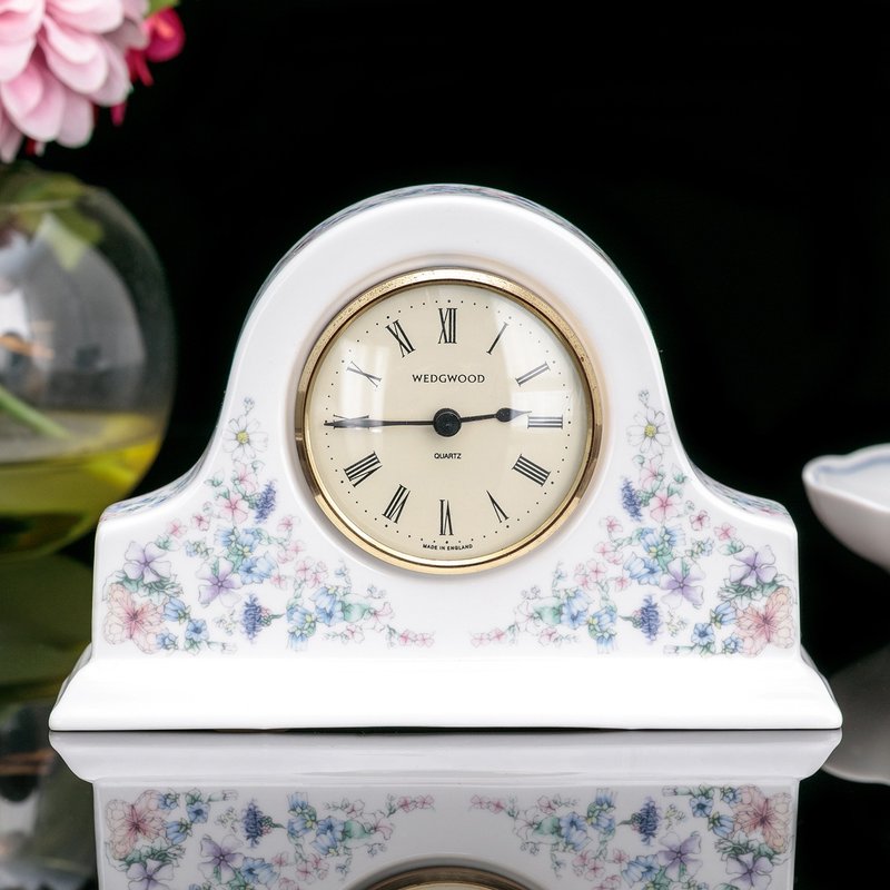 英國製 Wedgwood Angela骨瓷座鐘1980年蝴蝶花園 花卉系列時鐘 - 時鐘/鬧鐘 - 瓷 